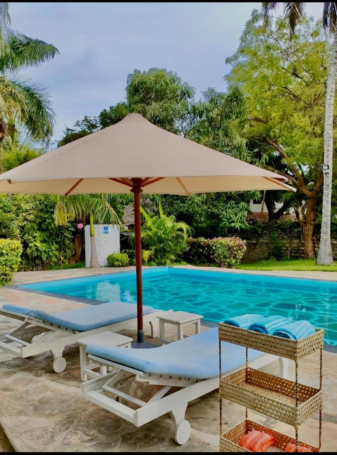 Apartamento White Nyumba Malindi Exterior foto