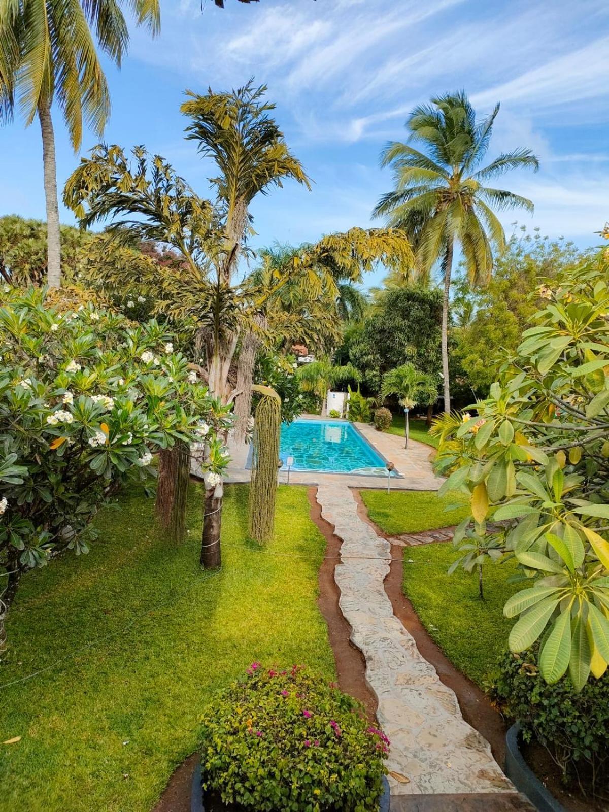 Apartamento White Nyumba Malindi Exterior foto