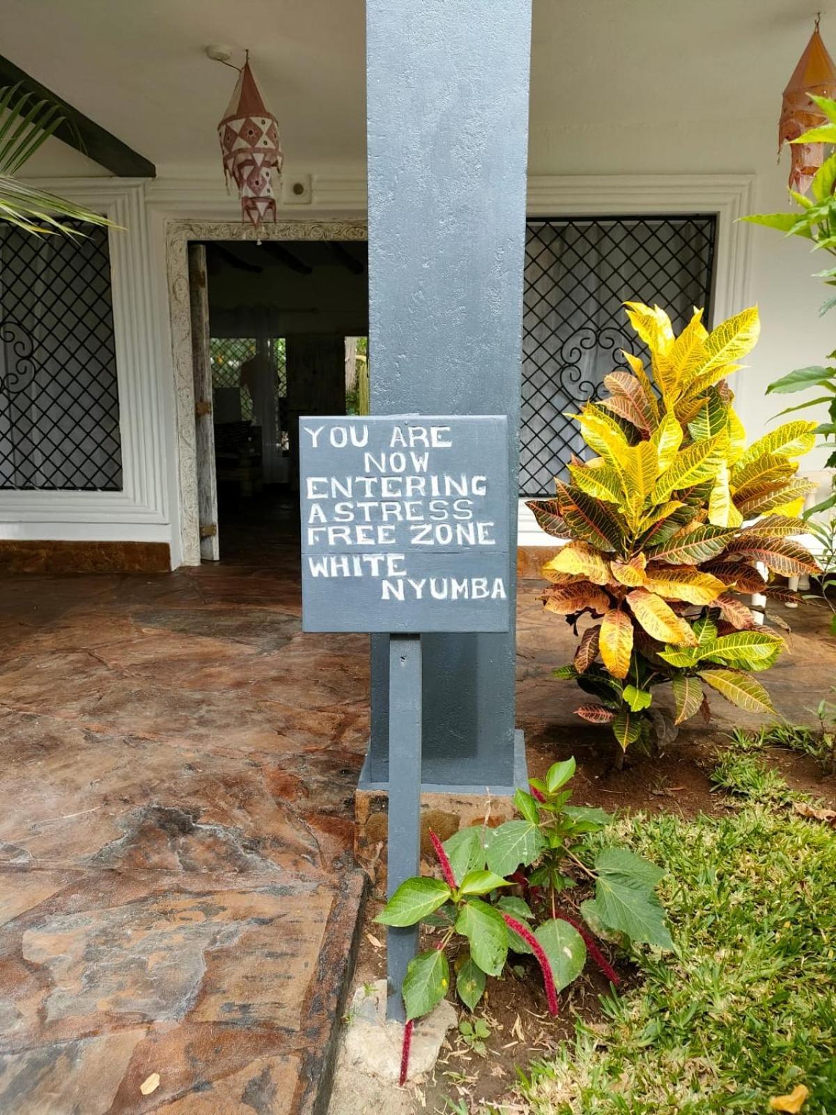 Apartamento White Nyumba Malindi Exterior foto