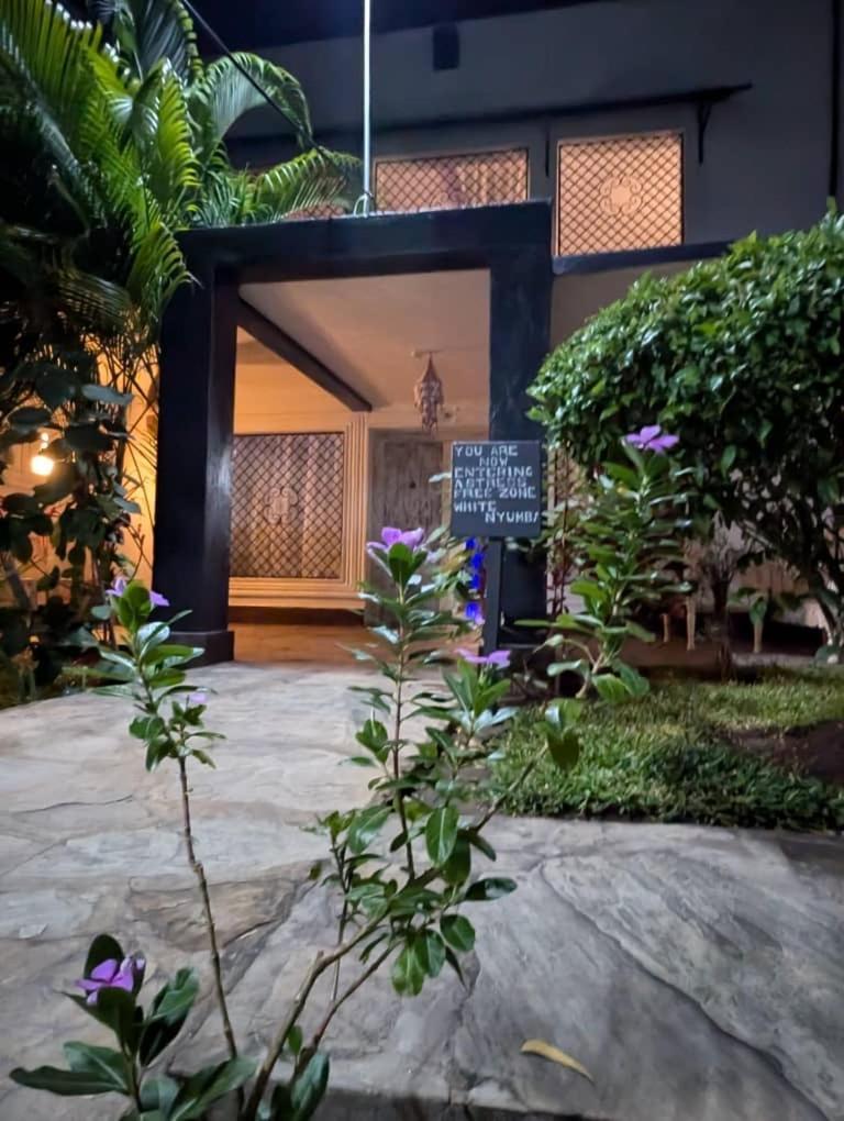 Apartamento White Nyumba Malindi Exterior foto
