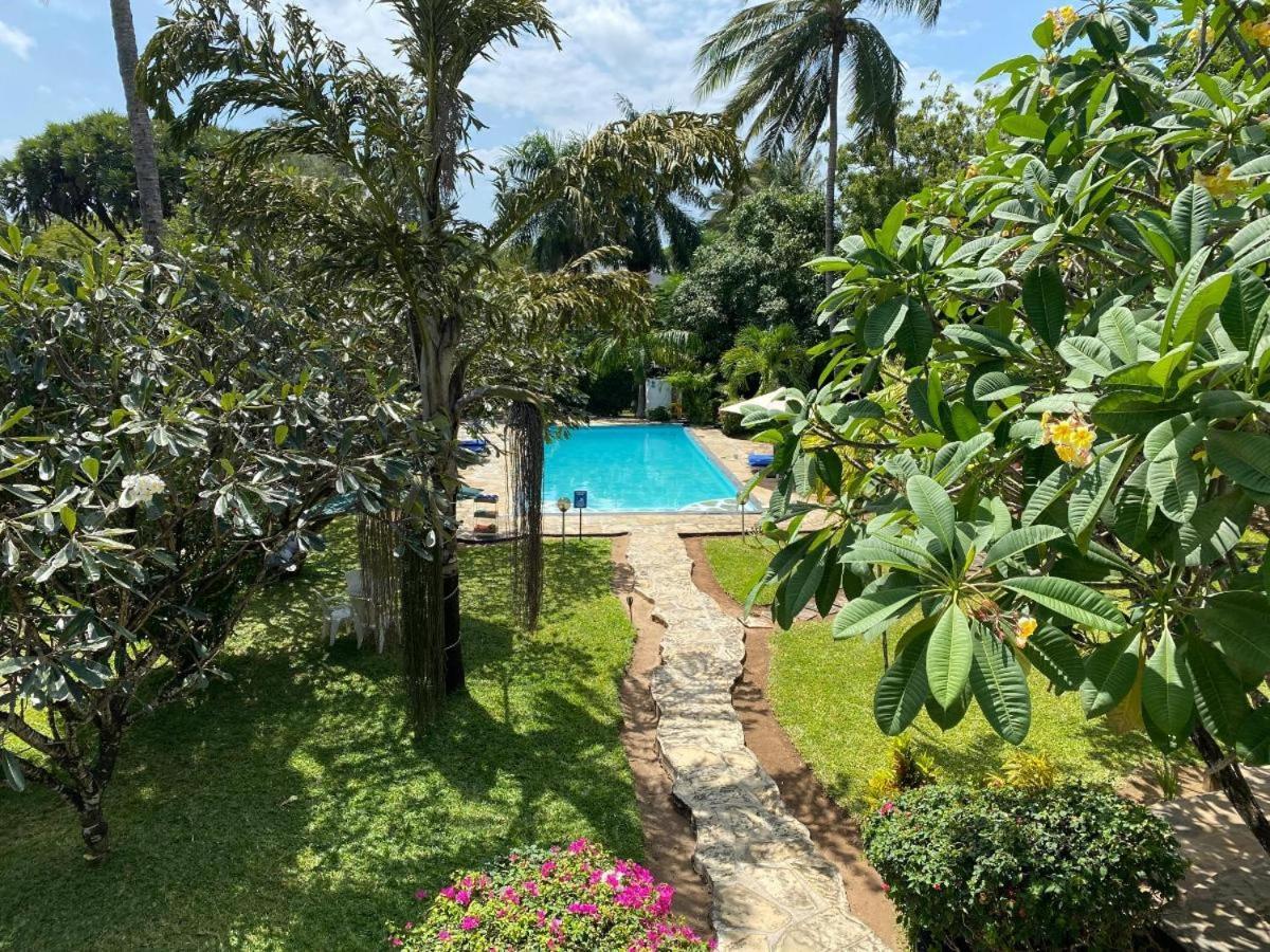 Apartamento White Nyumba Malindi Exterior foto