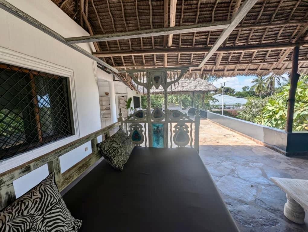 Apartamento White Nyumba Malindi Exterior foto